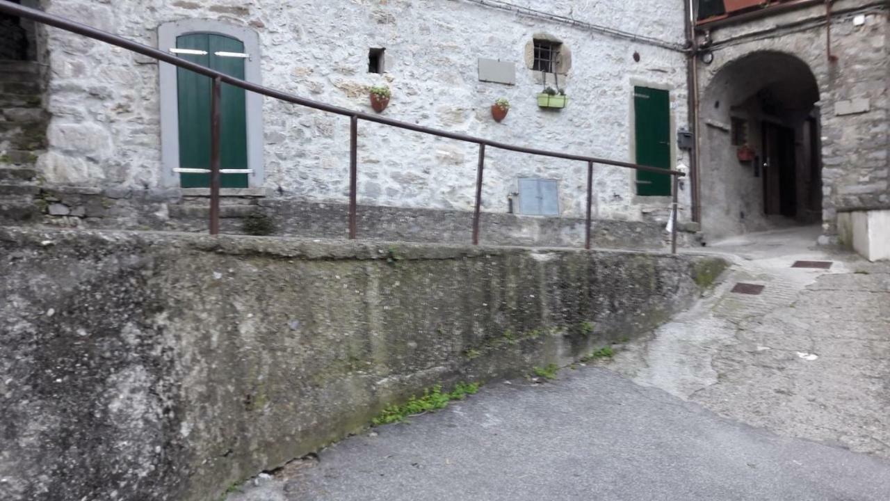 Apartamento Casa Quaratica Riccò del Golfo di Spezia Exterior foto